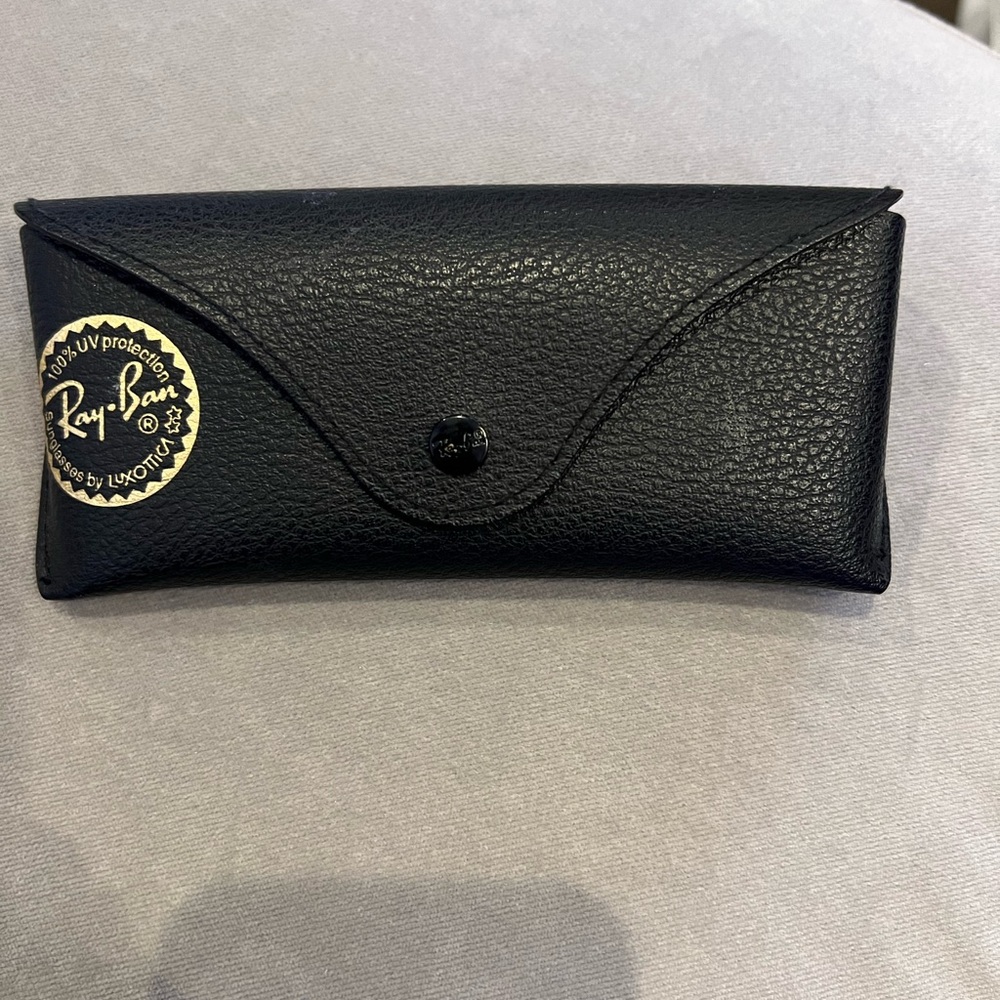 Ray Ban Aviator sunglasses